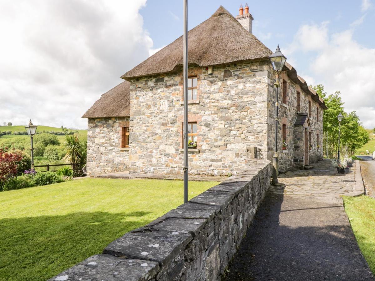 An Maide Ban Villa Cootehill Exteriör bild
