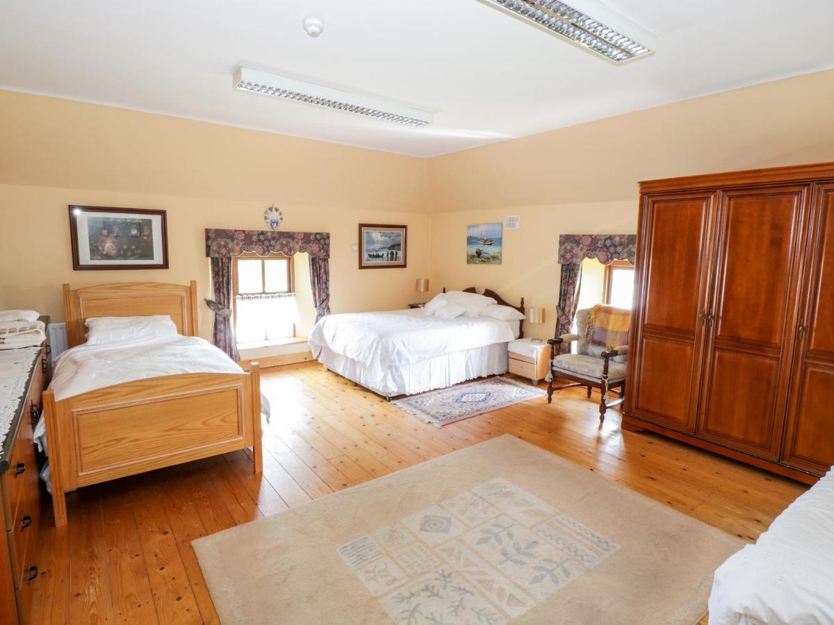 An Maide Ban Villa Cootehill Exteriör bild